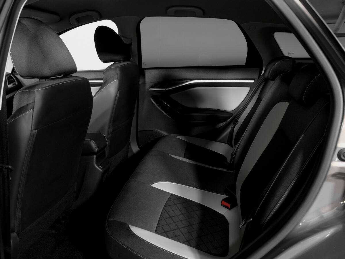 Купить Lada (ВАЗ) Vesta с пробегом. Фото: #9