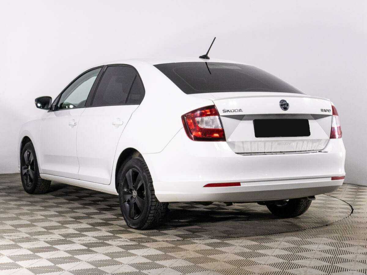 Купить Skoda Rapid с пробегом. Фото: #6