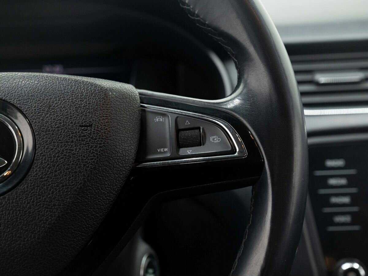 Купить Skoda Octavia с пробегом. Фото: #15