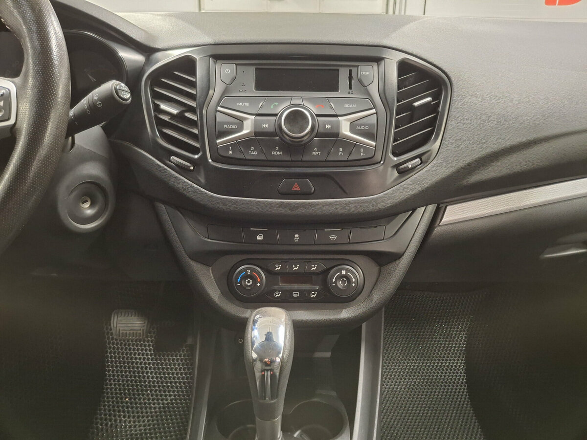 Купить Lada (ВАЗ) Vesta с пробегом. Фото: #13