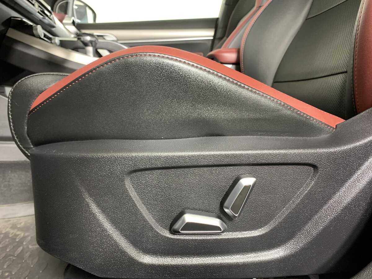 Купить Geely Coolray с пробегом. Фото: #16