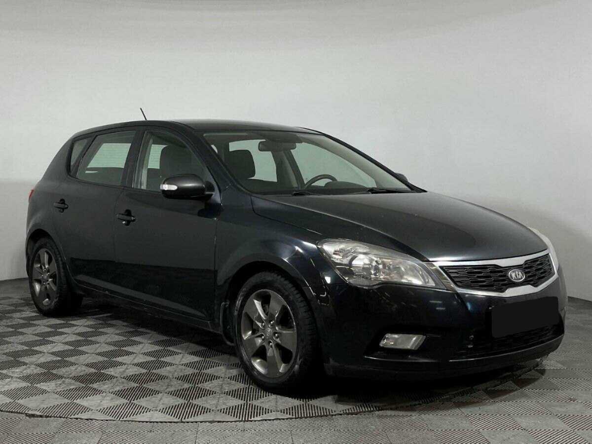 Купить Kia Ceed с пробегом. Фото: #2
