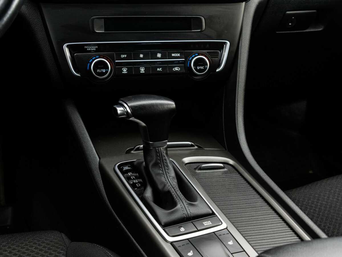 Купить Kia Optima с пробегом. Фото: #12