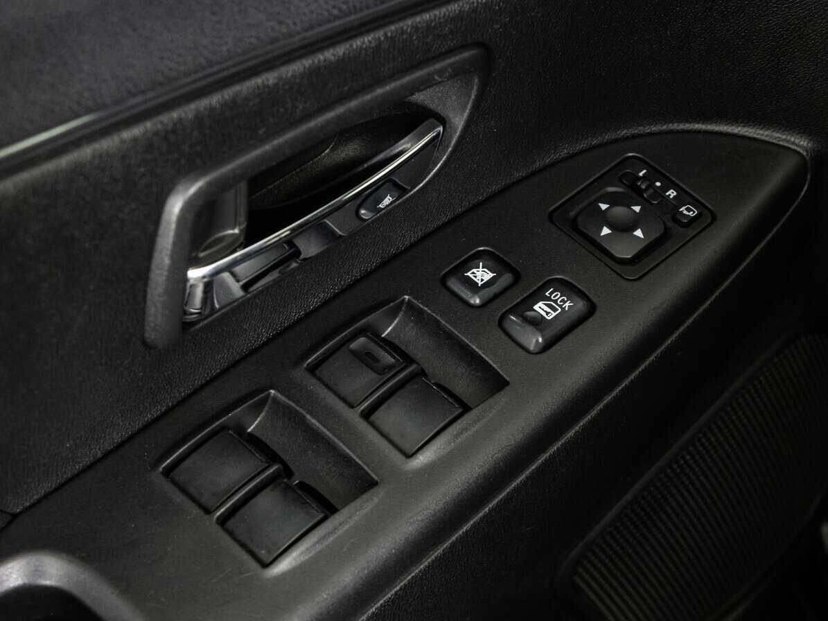 Купить Mitsubishi ASX с пробегом. Фото: #19
