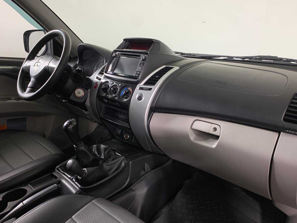 Купить Mitsubishi Pajero Sport с пробегом. Фото: #13