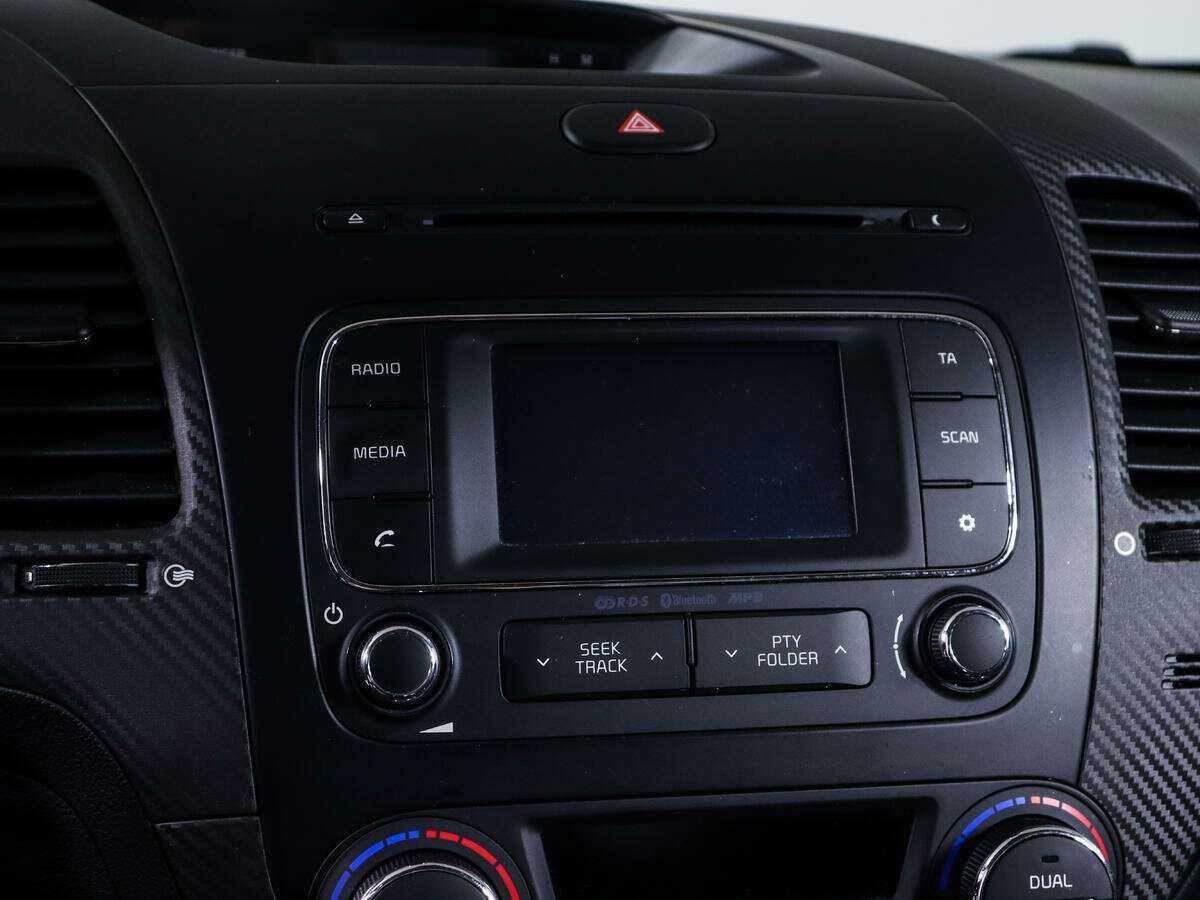 Купить Kia Cerato с пробегом. Фото: #20