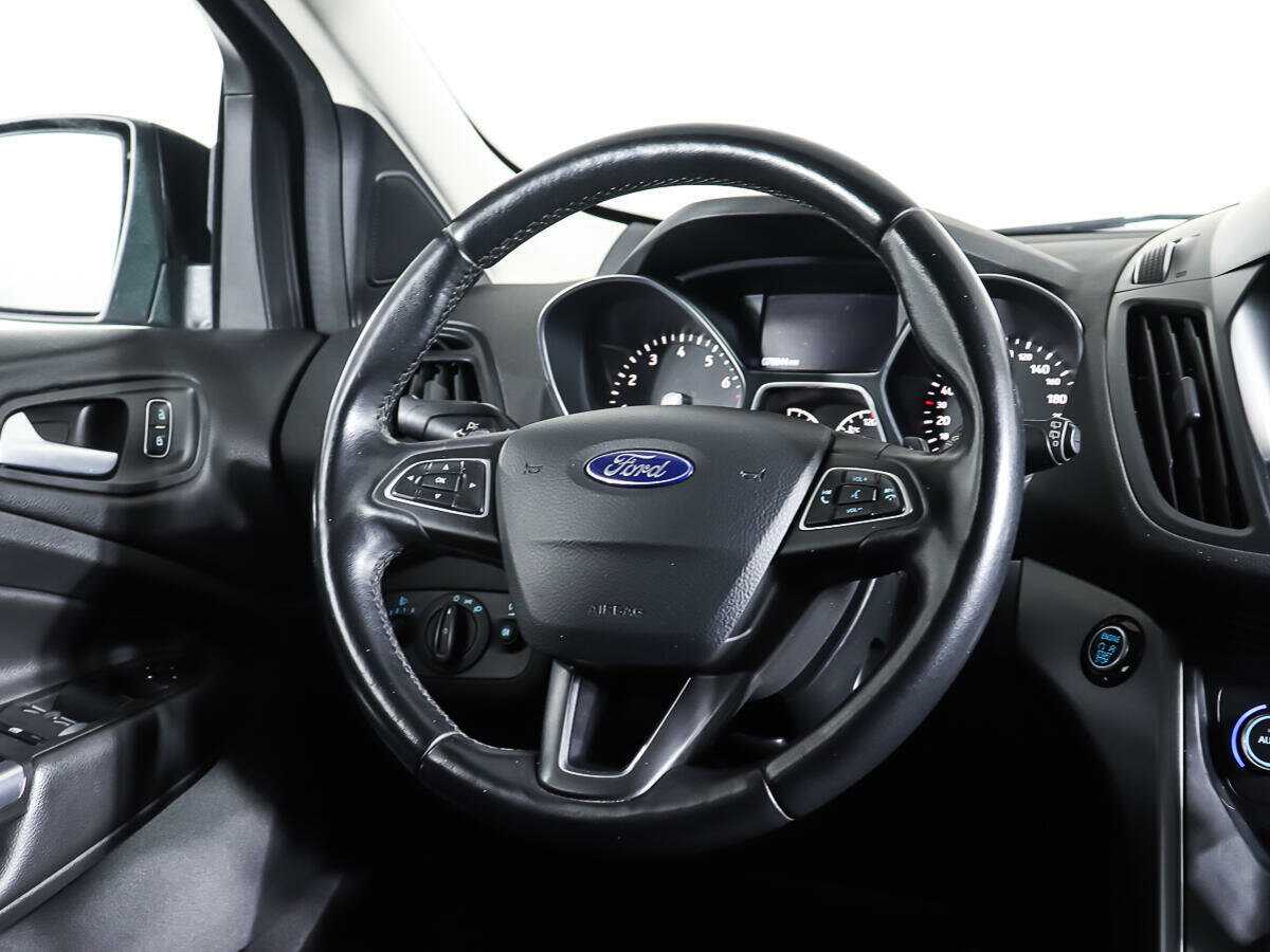 Купить Ford Kuga с пробегом. Фото: #14