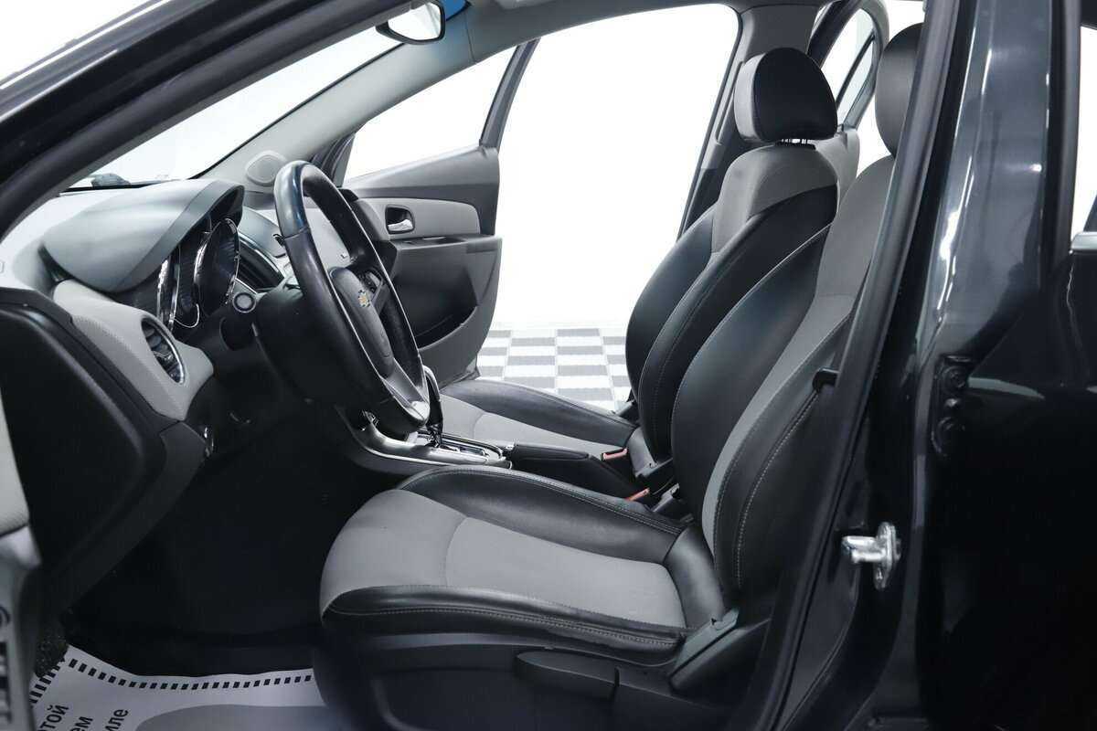 Купить Chevrolet Cruze с пробегом. Фото: #6