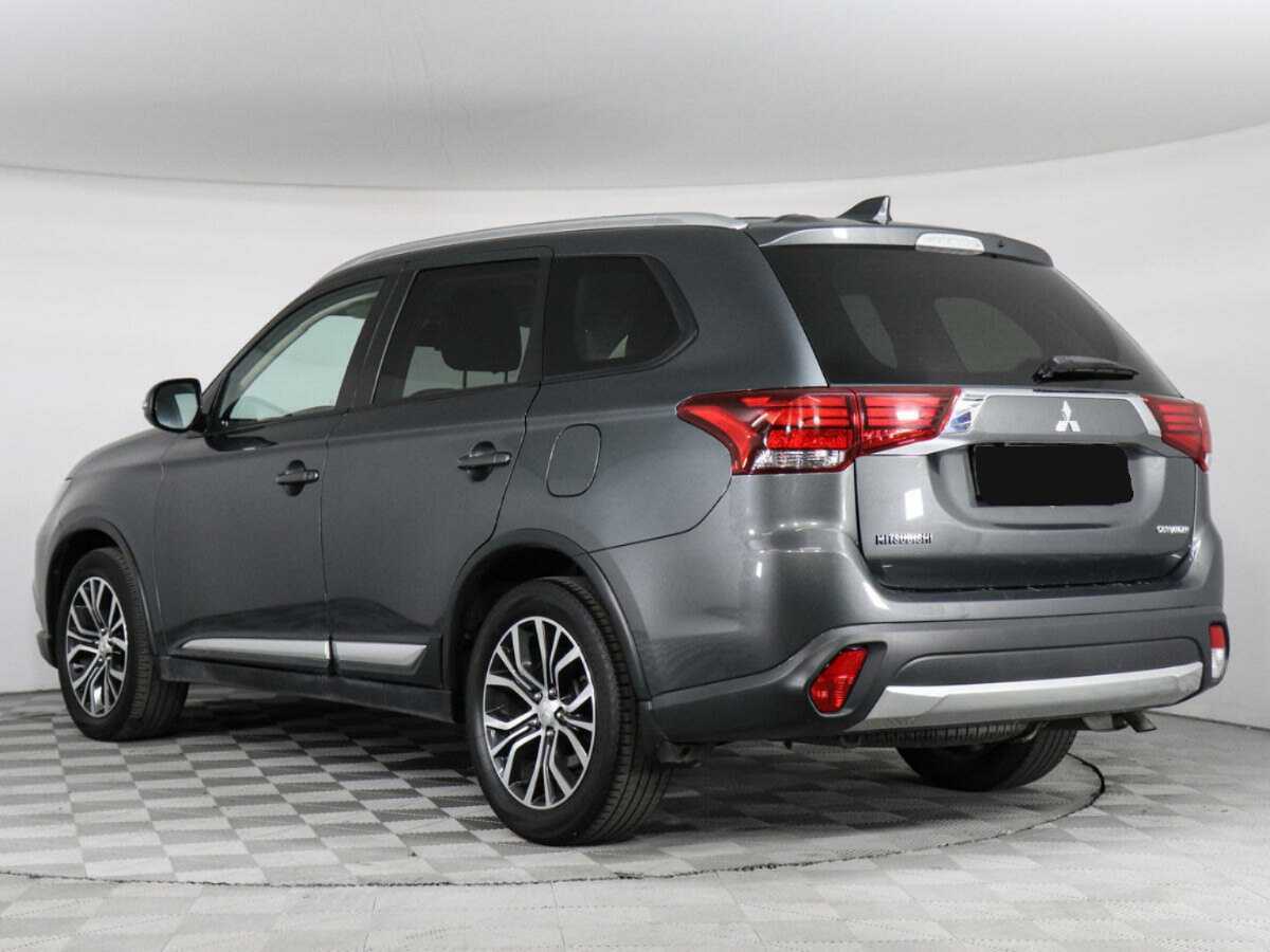 Купить Mitsubishi Outlander с пробегом. Фото: #6