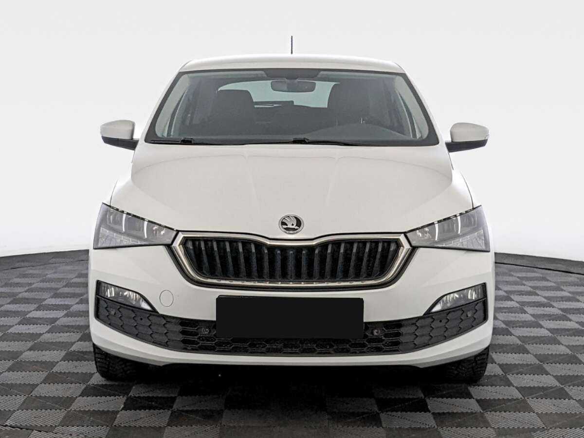 Купить Skoda Rapid с пробегом. Фото: #1