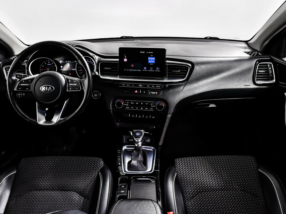 Купить Kia Ceed с пробегом. Фото: #8