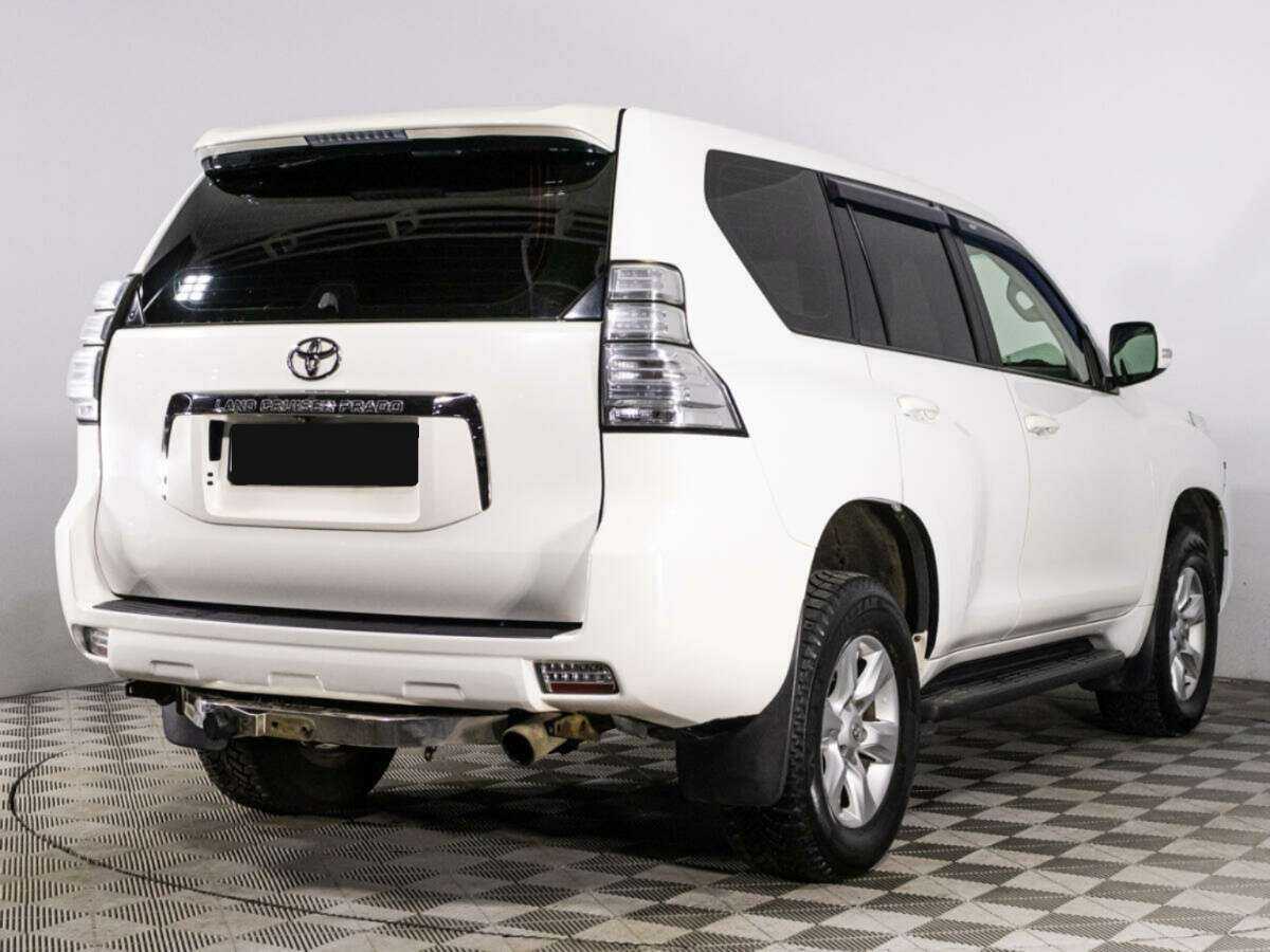 Купить Toyota Land Cruiser Prado с пробегом. Фото: #4