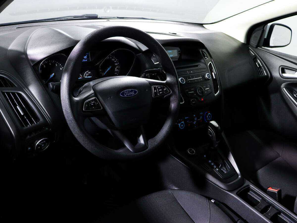 Купить Ford Focus с пробегом. Фото: #13