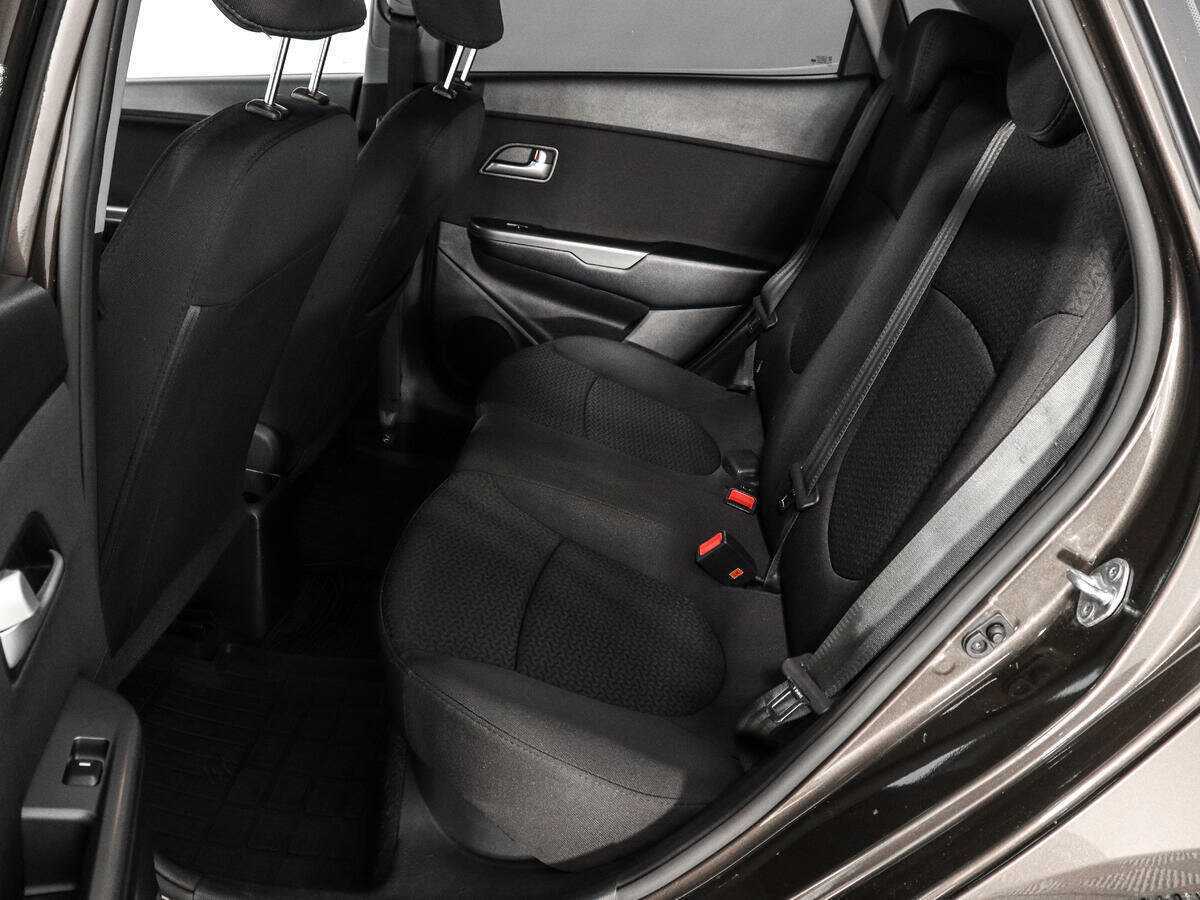 Купить Kia Rio с пробегом. Фото: #9