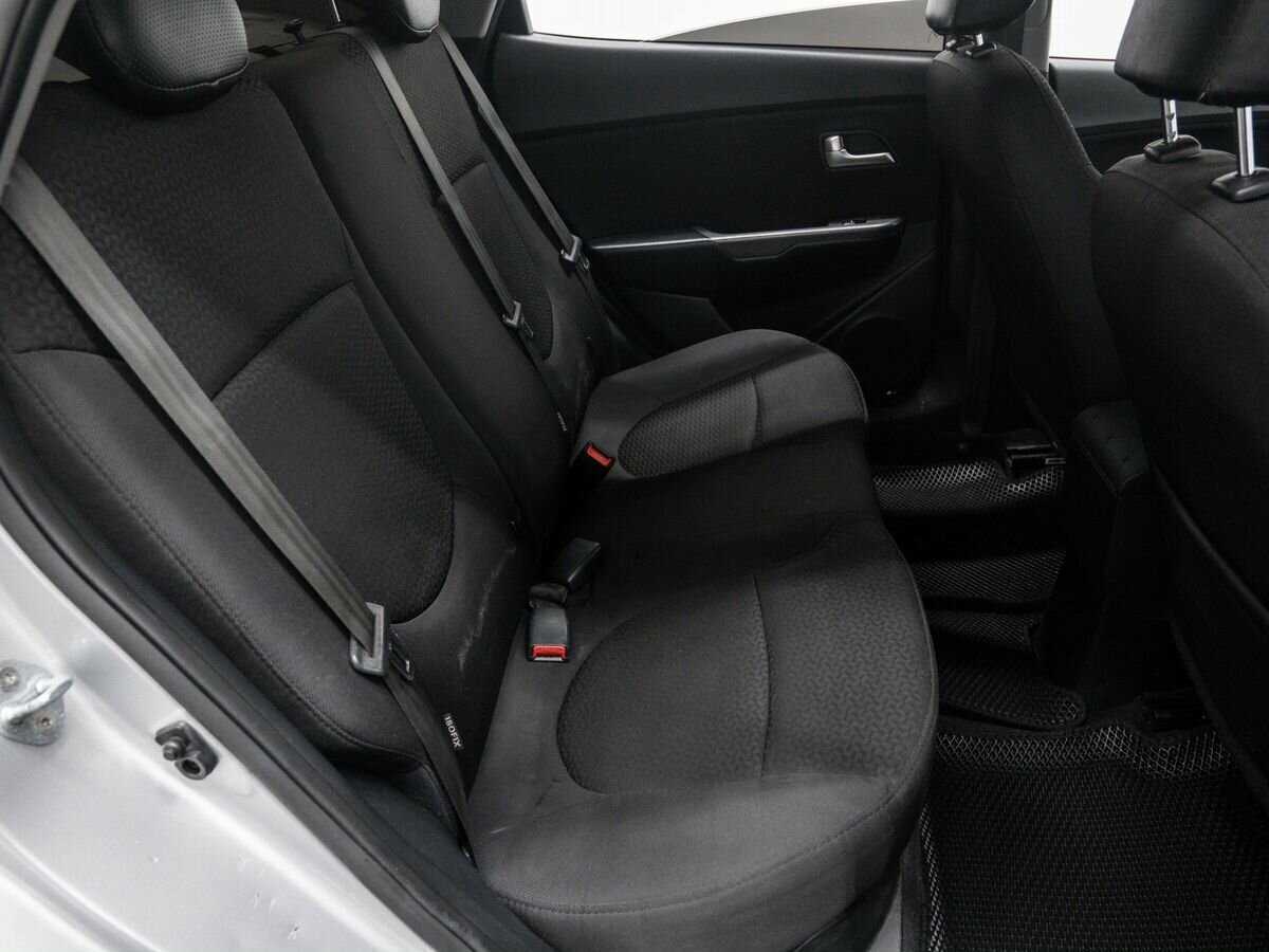Купить Kia Rio с пробегом. Фото: #9