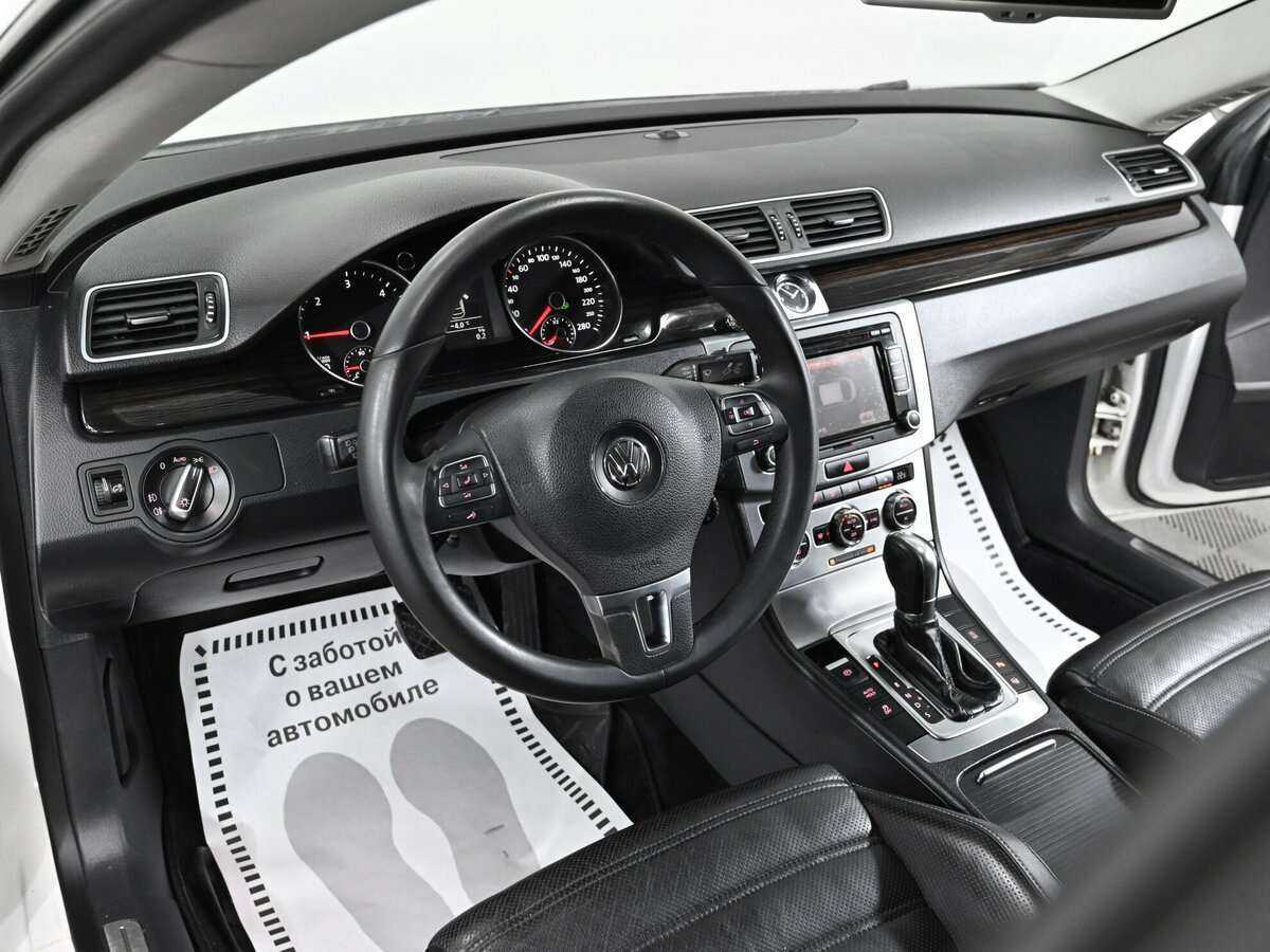 Купить Volkswagen Passat CC с пробегом. Фото: #7