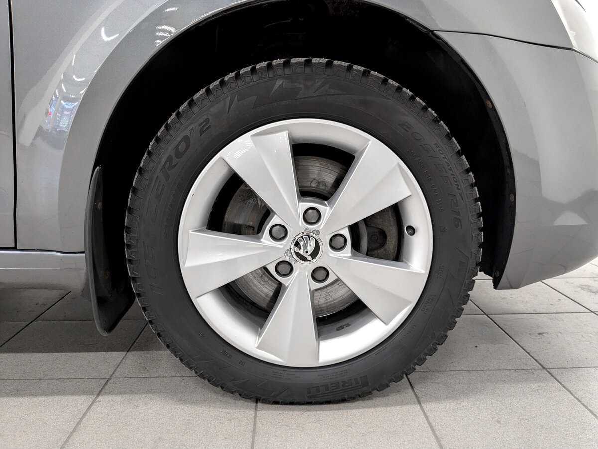 Купить Skoda Octavia с пробегом. Фото: #17