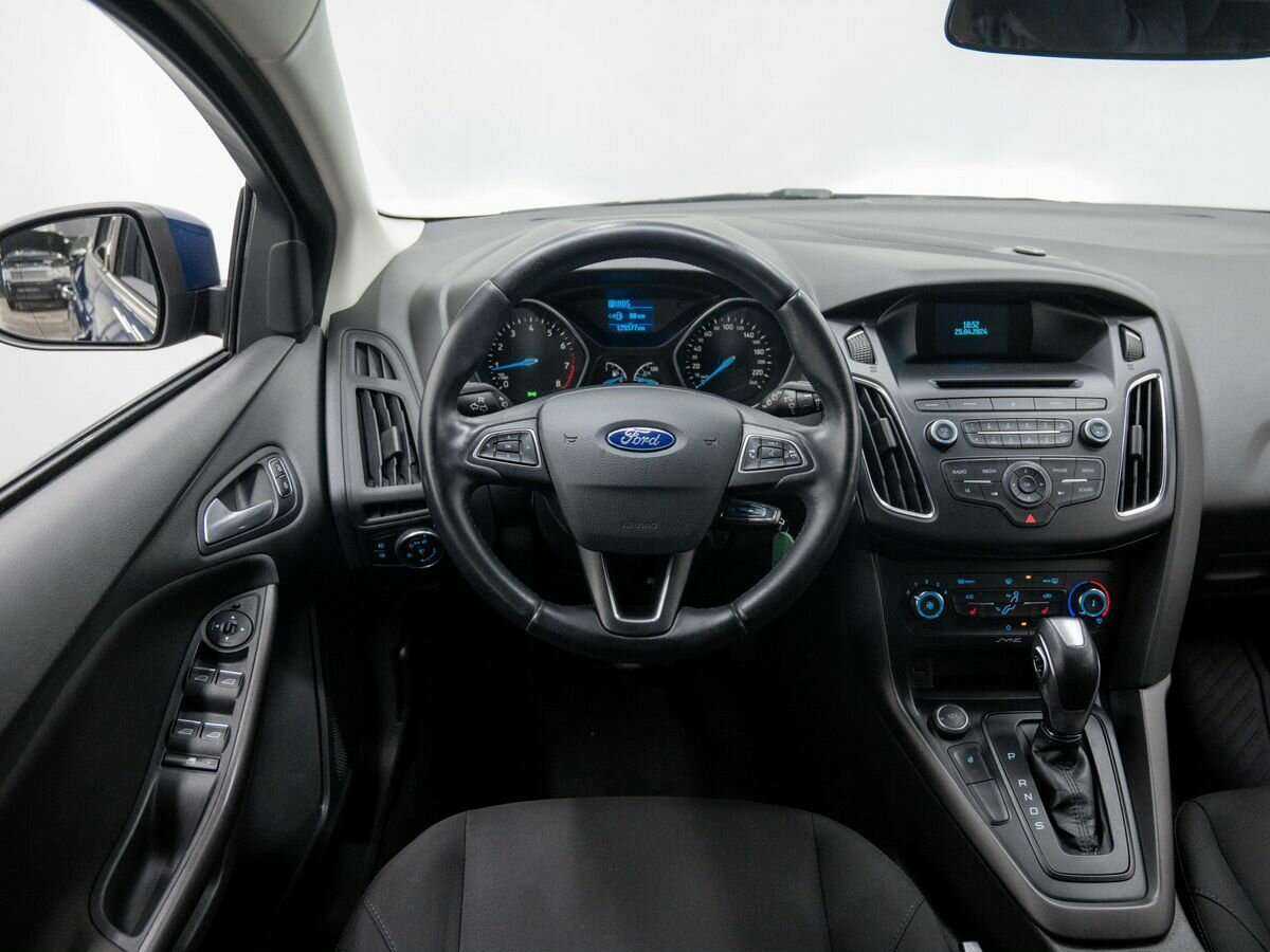 Купить Ford Focus с пробегом. Фото: #11