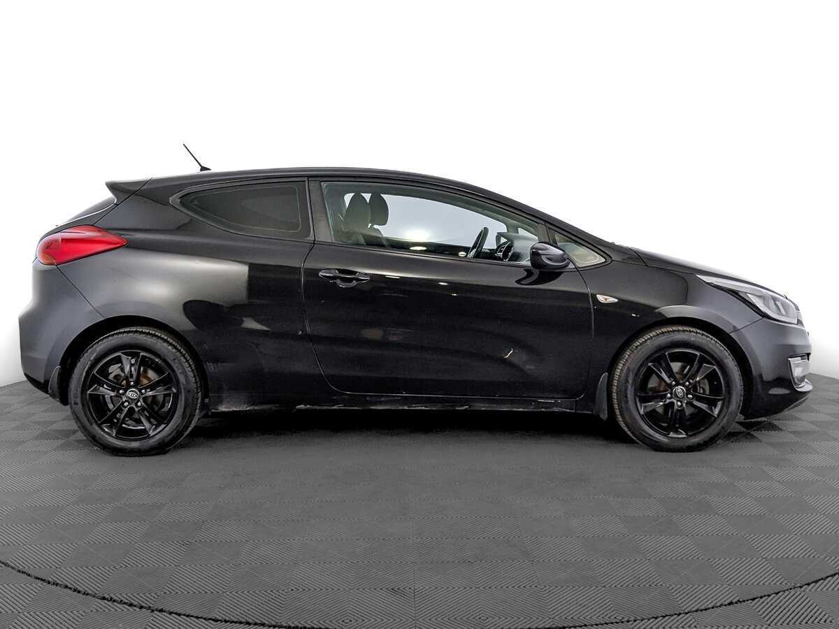 Купить Kia Ceed с пробегом. Фото: #3