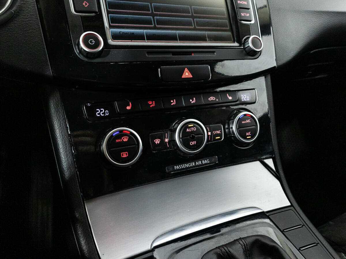 Купить Volkswagen Passat CC с пробегом. Фото: #15