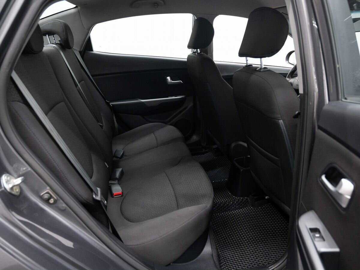 Купить Kia Rio с пробегом. Фото: #9