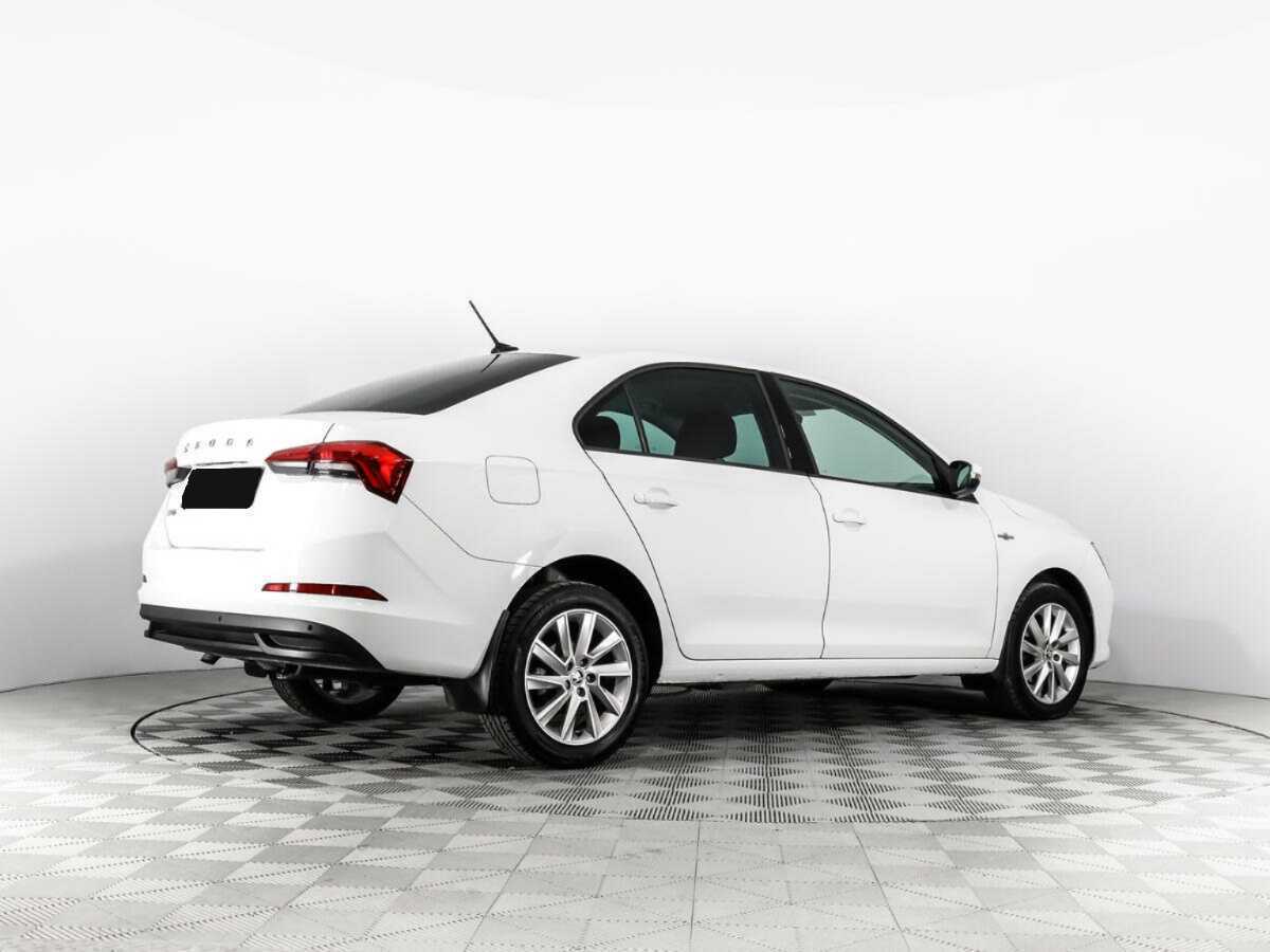 Купить Skoda Rapid с пробегом. Фото: #4