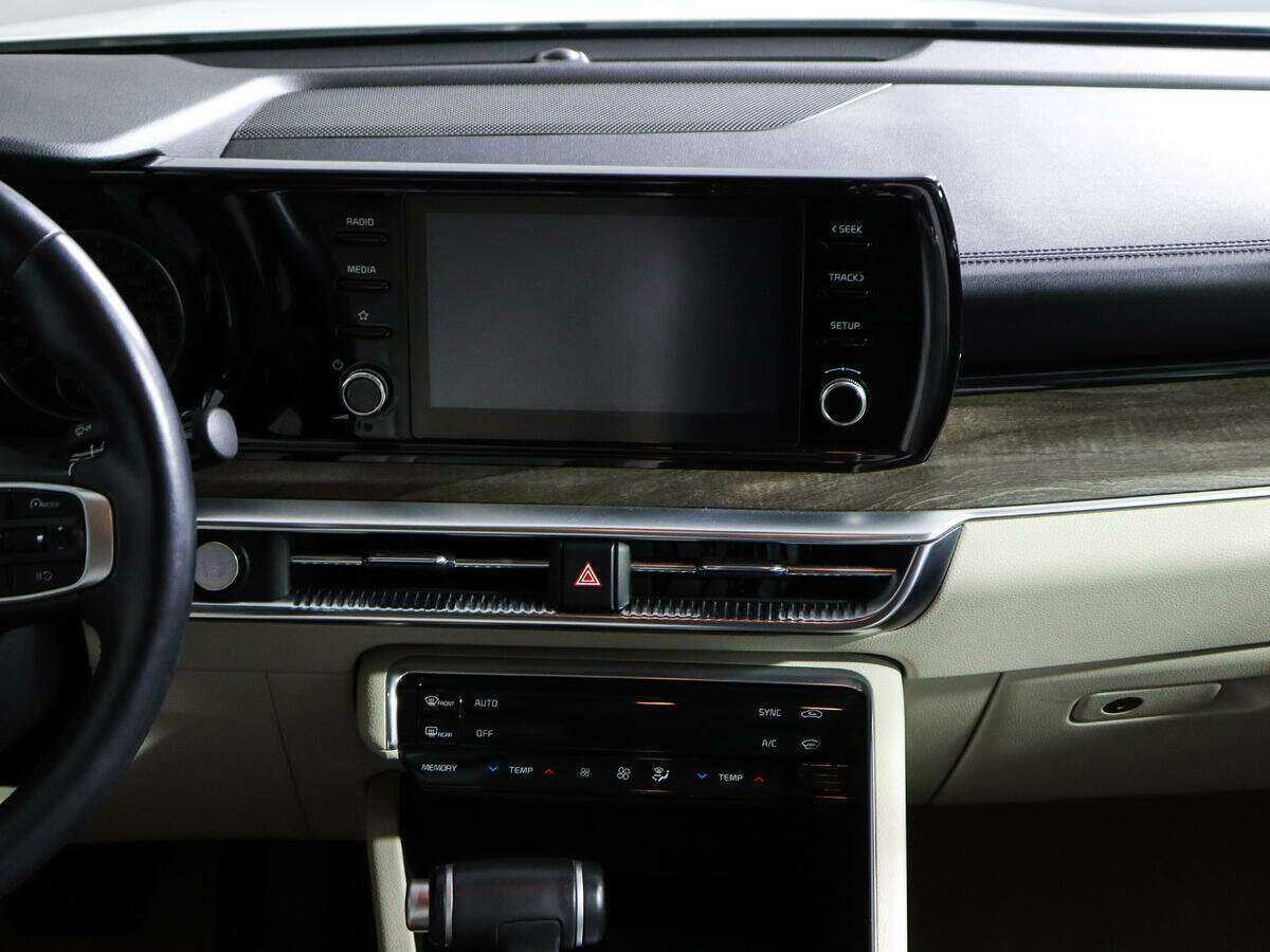 Купить Kia K5 с пробегом. Фото: #9