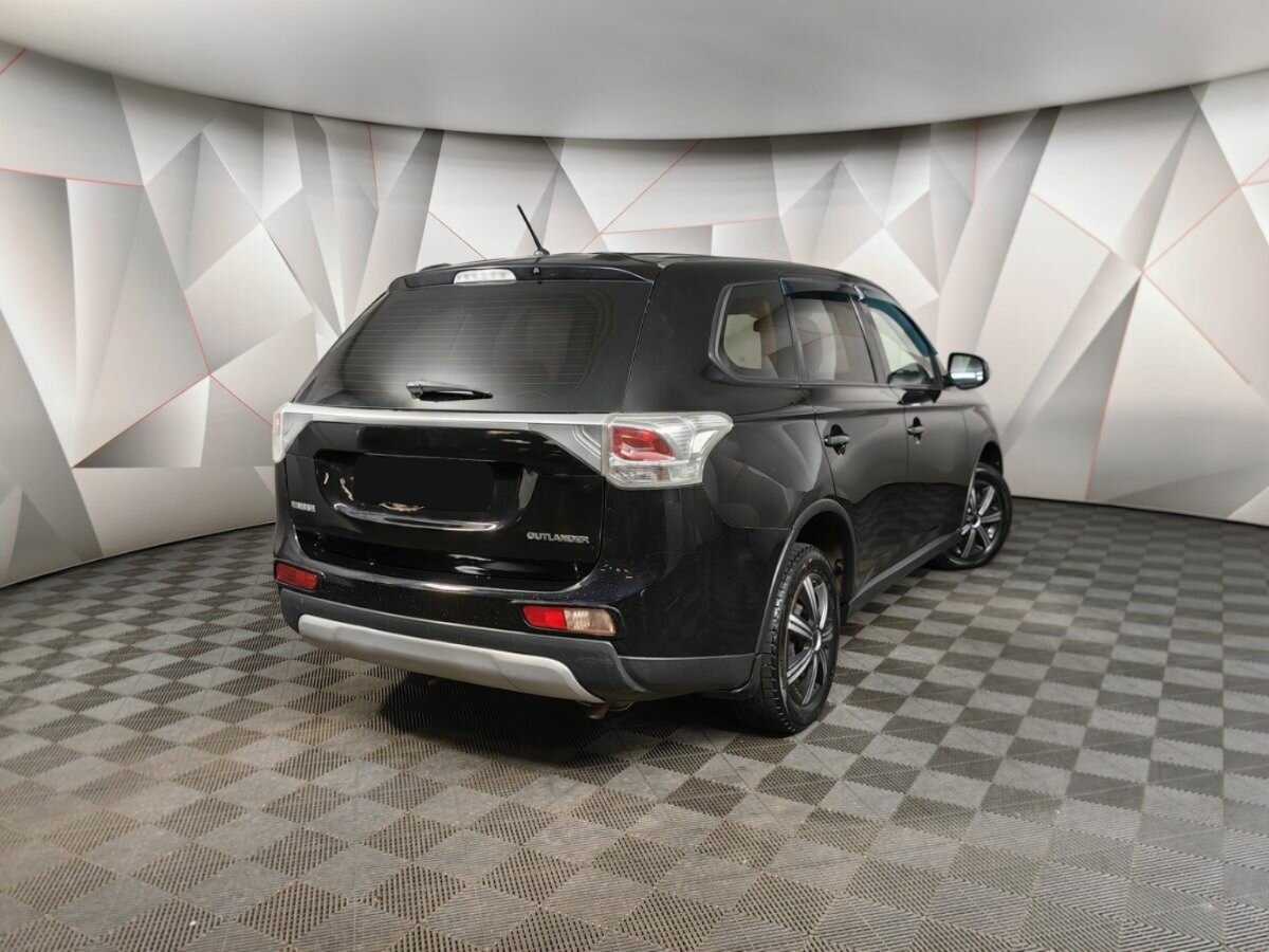 Купить Mitsubishi Outlander с пробегом. Фото: #1