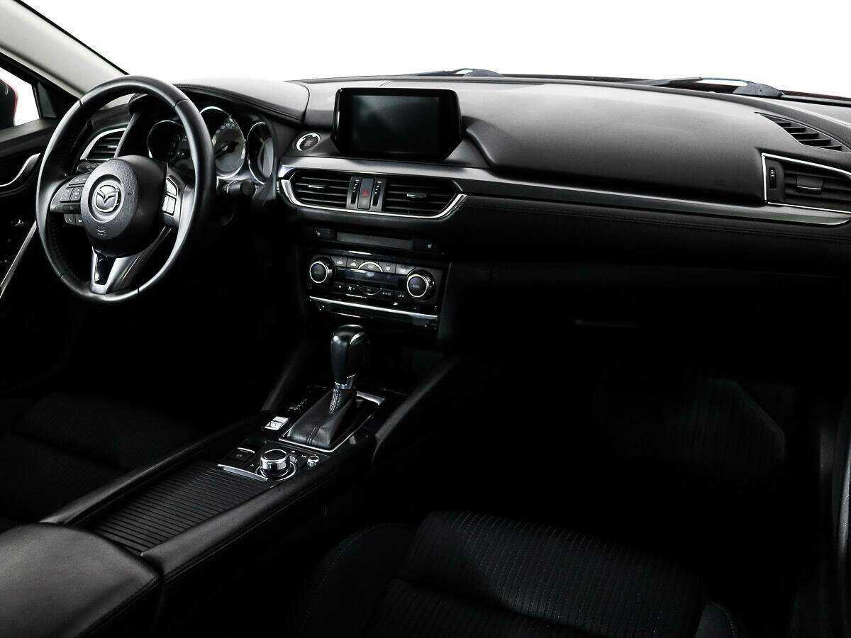 Купить Mazda 6 с пробегом. Фото: #9