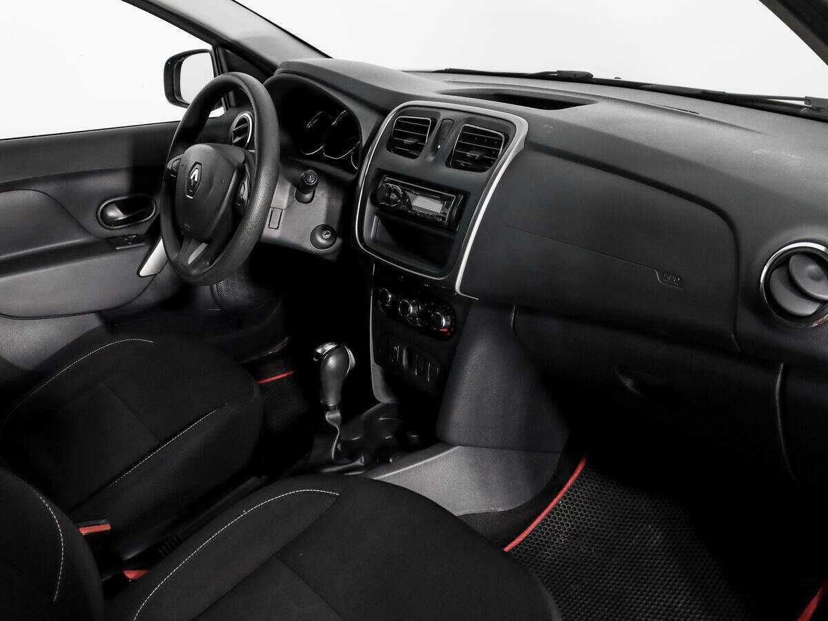 Купить Renault Sandero с пробегом. Фото: #10