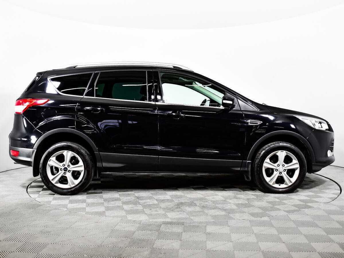 Купить Ford Kuga с пробегом. Фото: #3