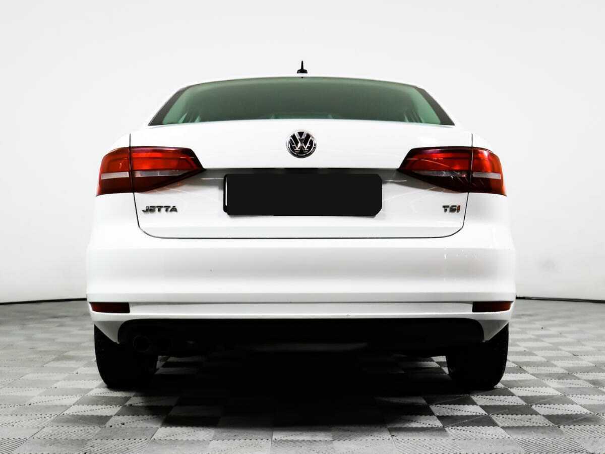 Купить Volkswagen Jetta с пробегом. Фото: #4