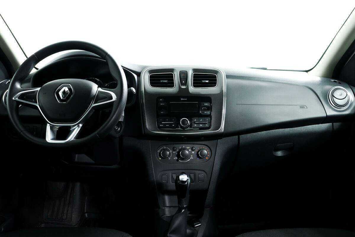 Купить Renault Logan с пробегом. Фото: #10