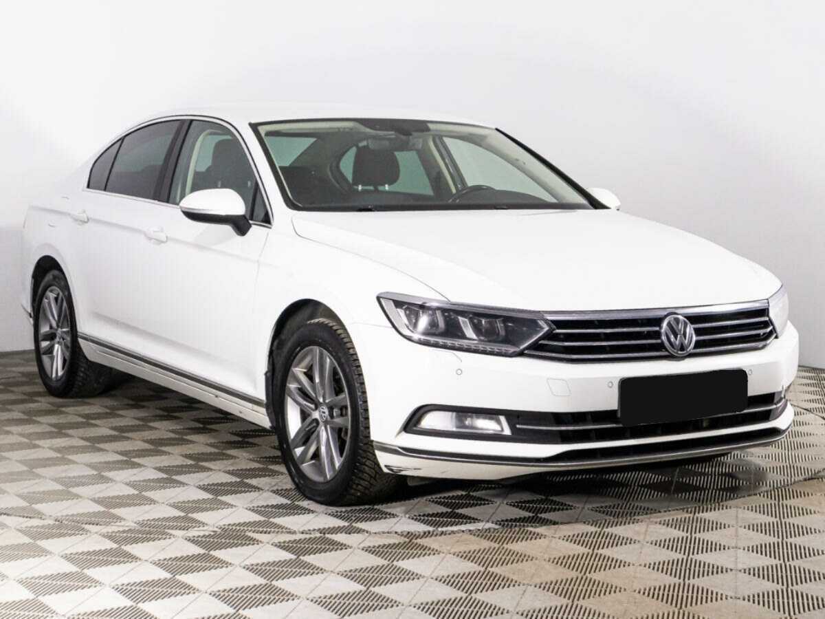 Купить Volkswagen Passat с пробегом. Фото: #2