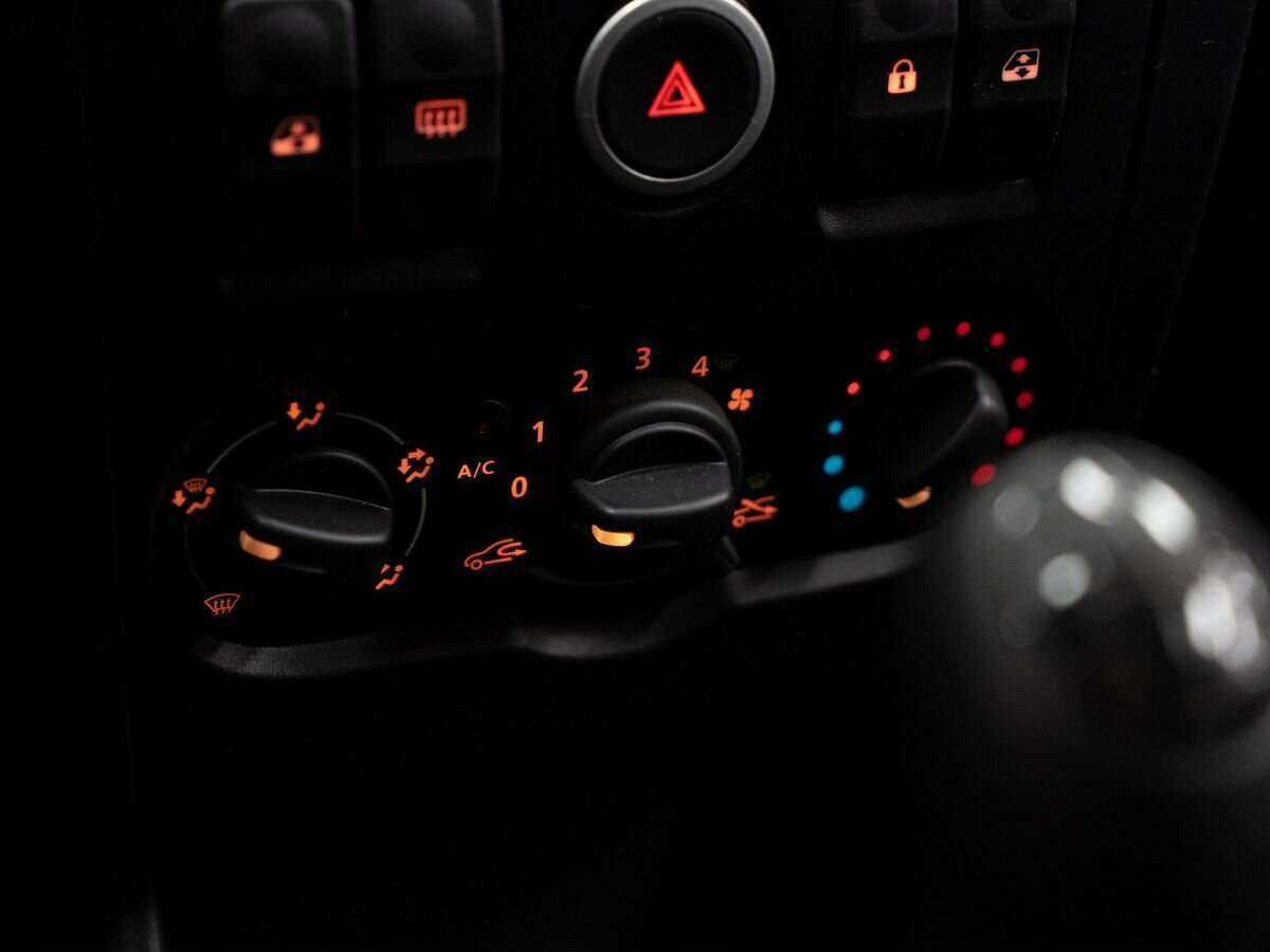 Купить Lada (ВАЗ) Largus с пробегом. Фото: #14