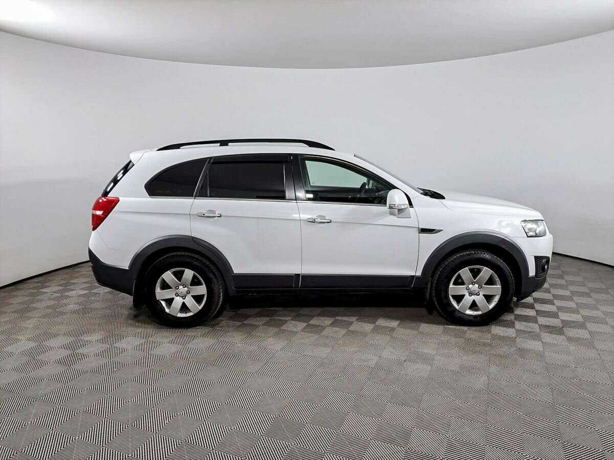 Купить Chevrolet Captiva с пробегом. Фото: #3