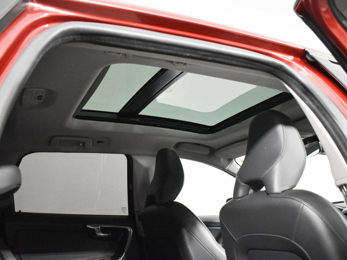 Купить Volvo XC60 с пробегом. Фото: #14