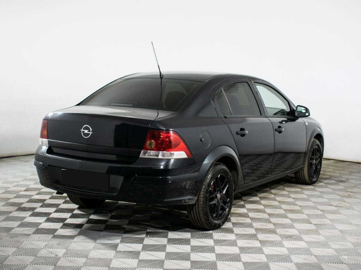 Купить Opel Astra с пробегом. Фото: #3