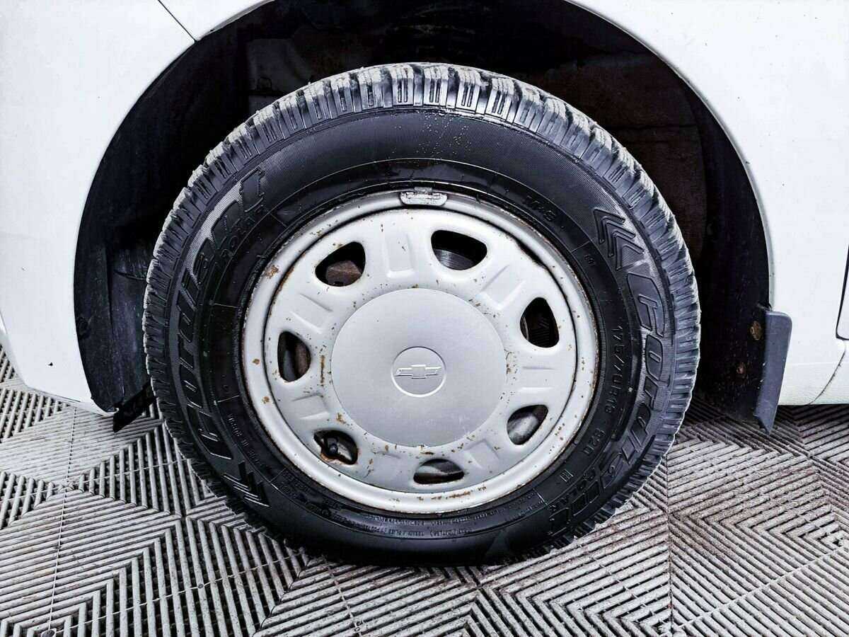 Купить Chevrolet Spark с пробегом. Фото: #17