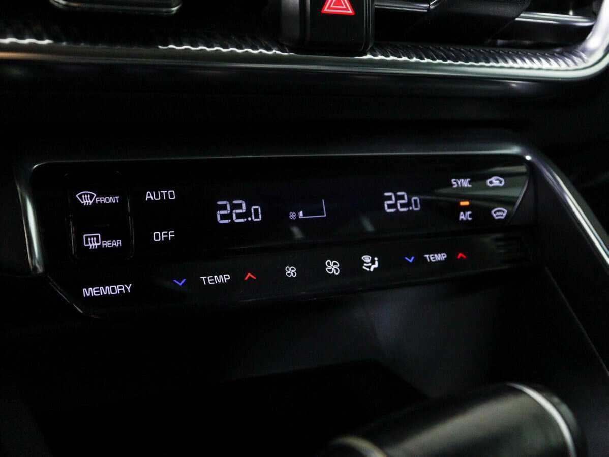 Купить Kia K5 с пробегом. Фото: #13