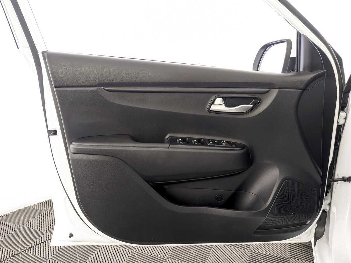 Купить Kia Rio с пробегом. Фото: #18