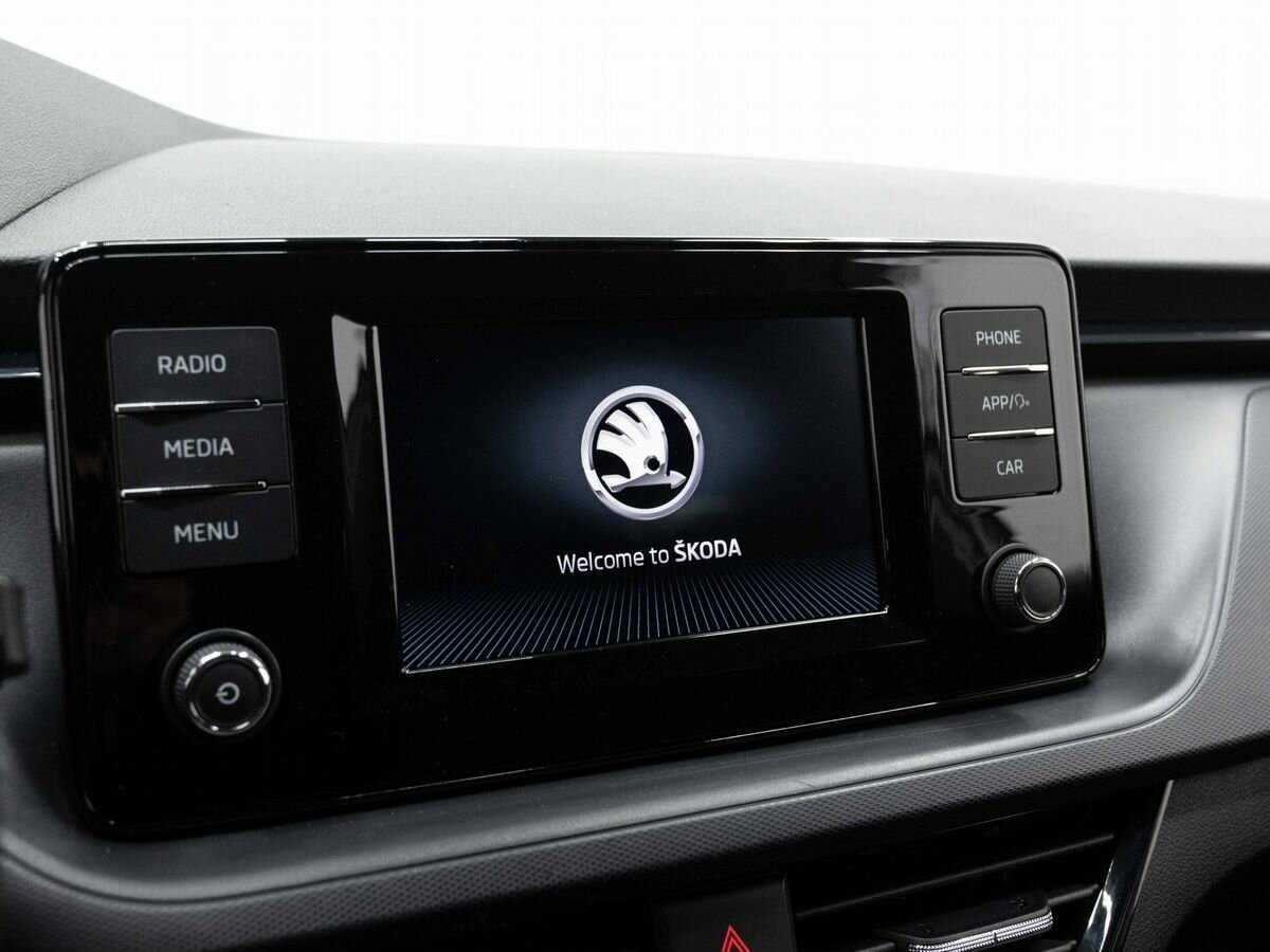 Купить Skoda Rapid с пробегом. Фото: #16