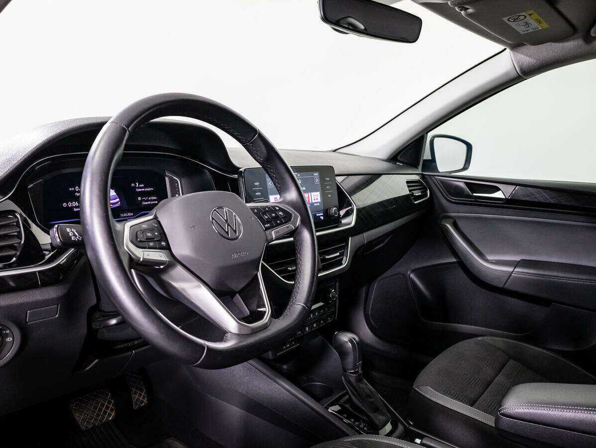 Купить Volkswagen Polo с пробегом. Фото: #10