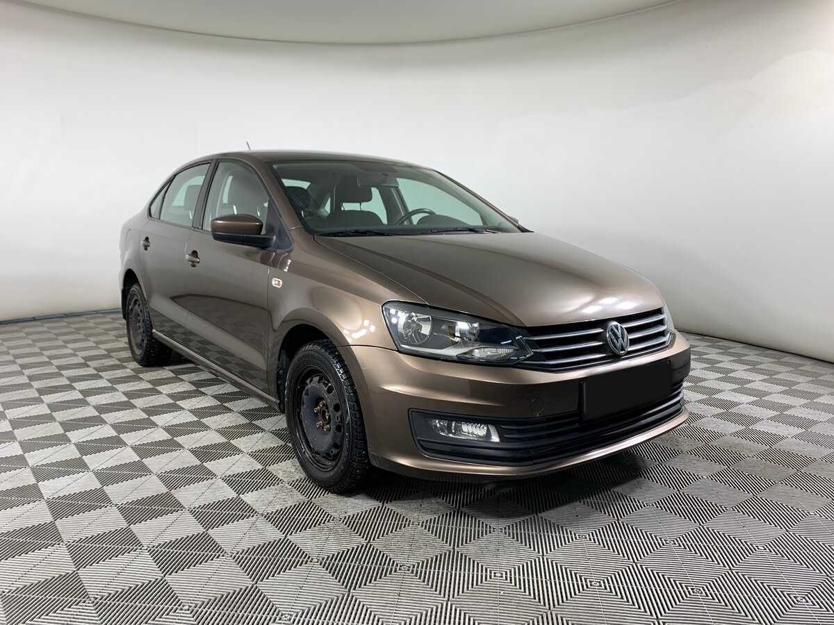Купить Volkswagen Polo с пробегом. Фото: #2