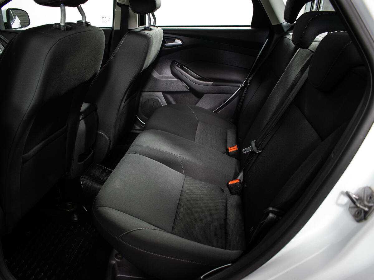 Купить Ford Focus с пробегом. Фото: #9