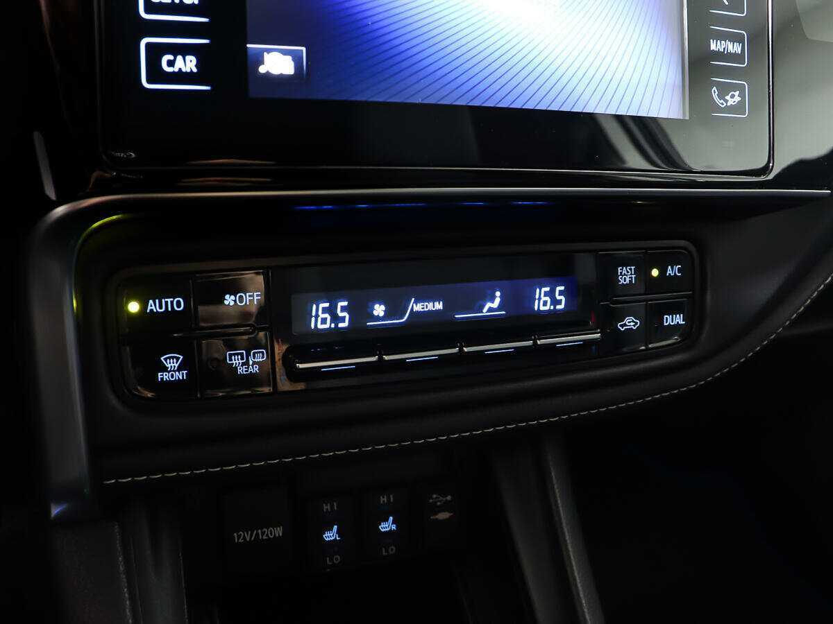 Купить Toyota Corolla с пробегом. Фото: #14