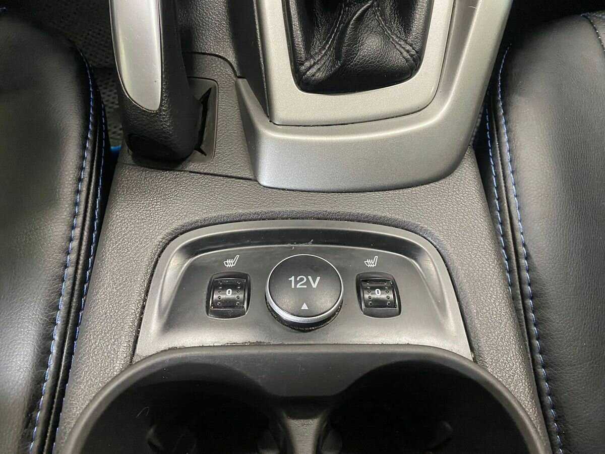Купить Ford Focus с пробегом. Фото: #13