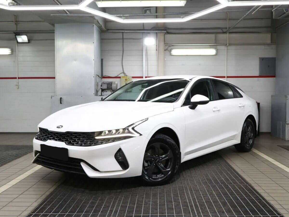 Купить Kia K5 с пробегом. Посмотреть фото