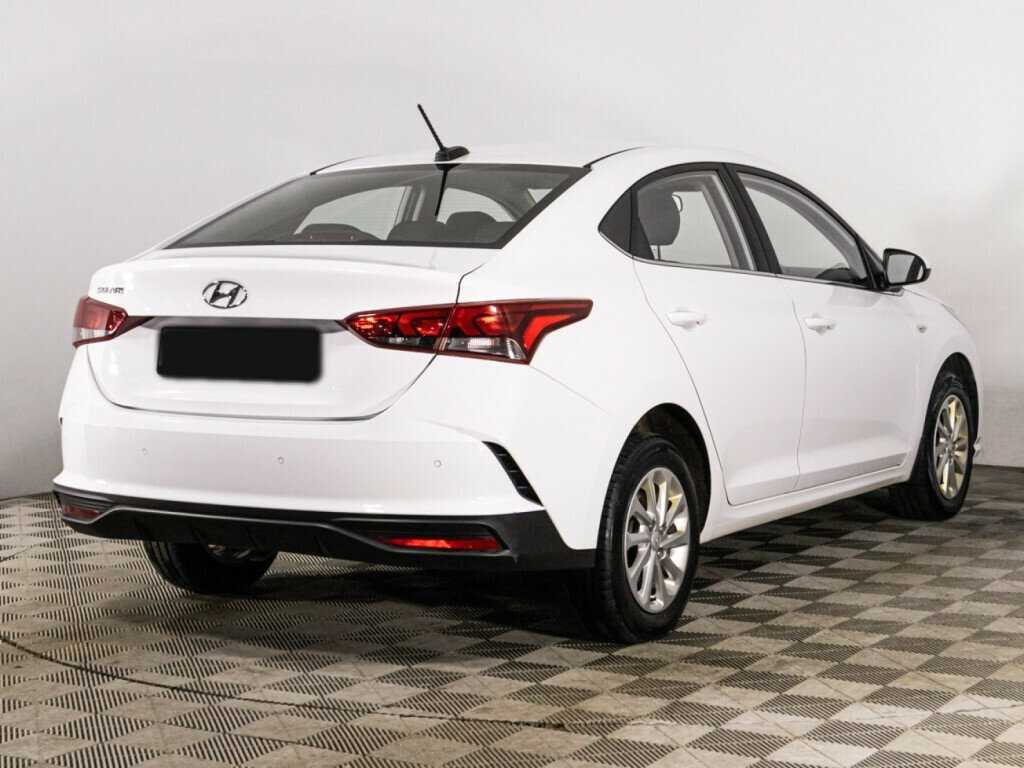 Купить Hyundai Solaris с пробегом. Фото: #4