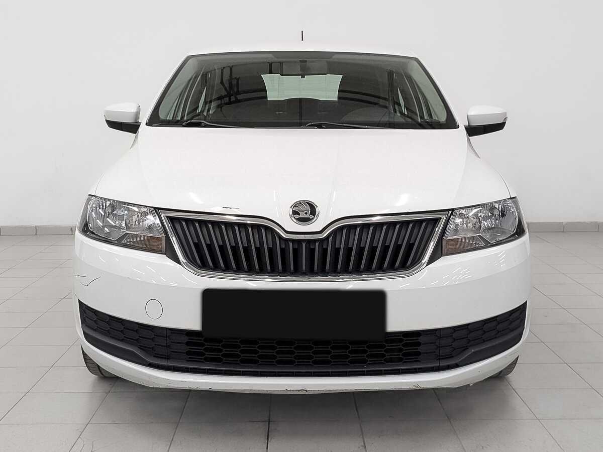 Купить Skoda Rapid с пробегом. Фото: #1